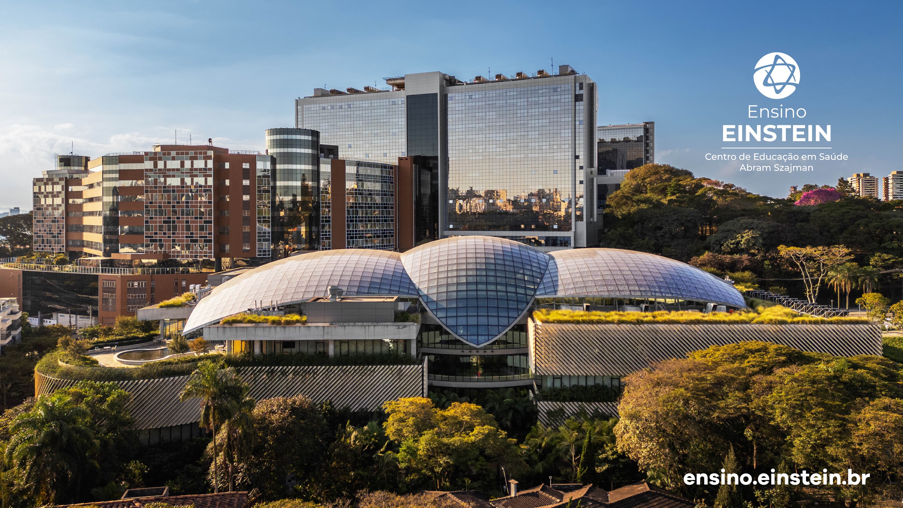 Estudante Einstein Prepara